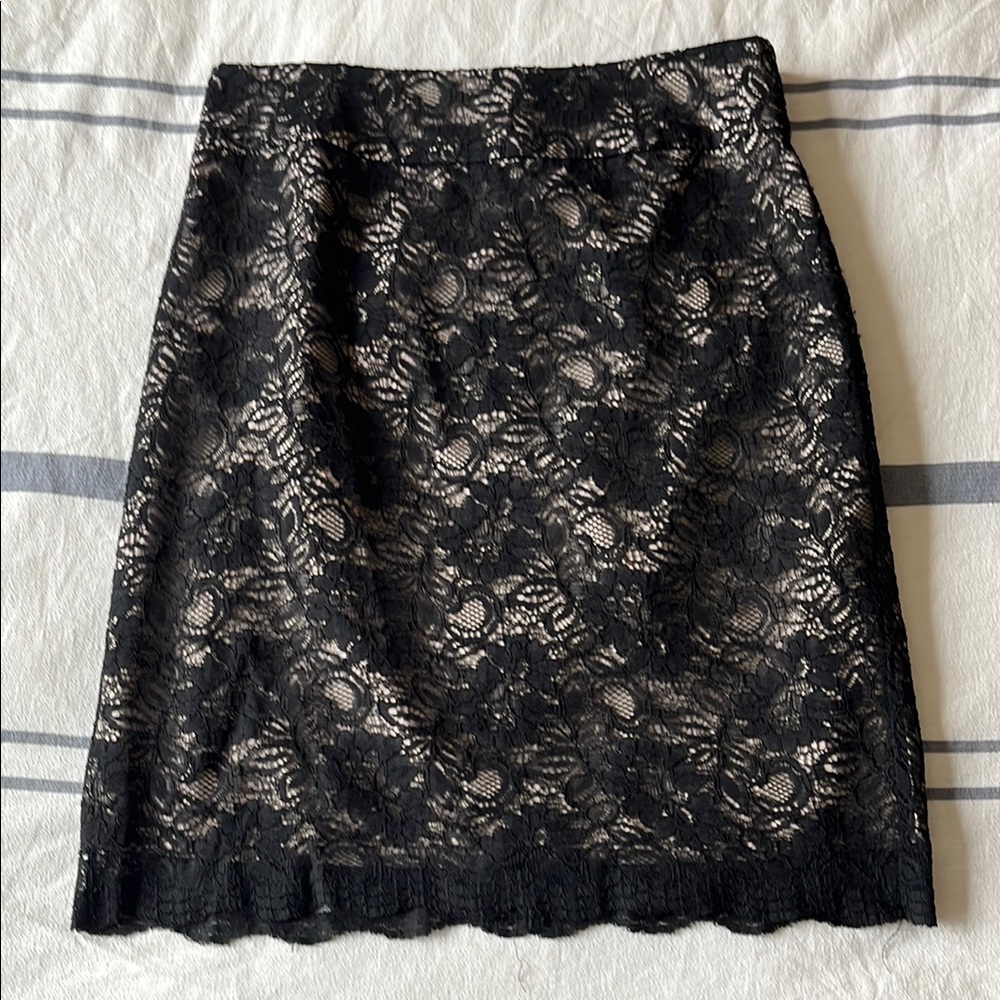 Banana Republic Factory Lace Detail Pencil Skirt